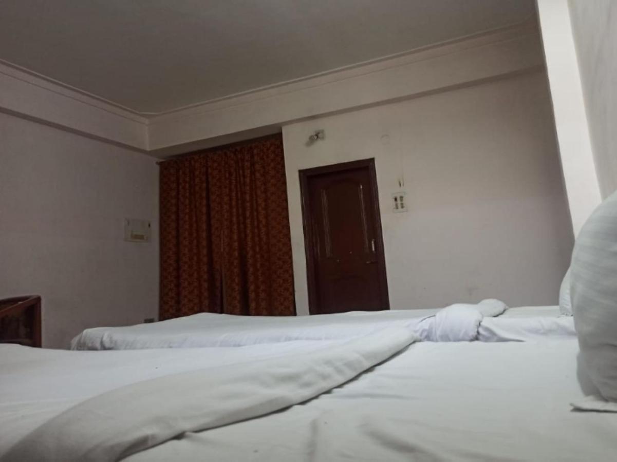 Oyo 80830 Hotel Buddha International Bodh Gaya Eksteriør bilde