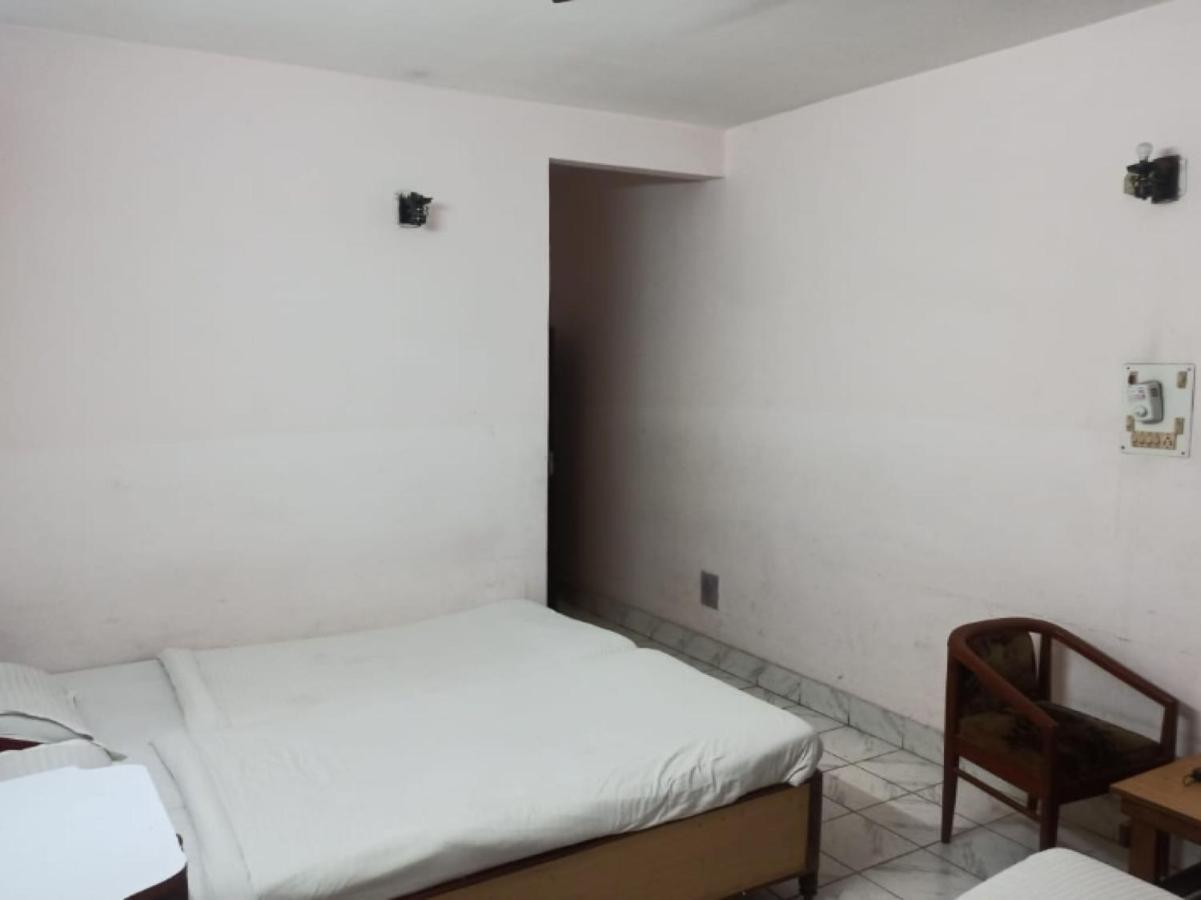 Oyo 80830 Hotel Buddha International Bodh Gaya Eksteriør bilde
