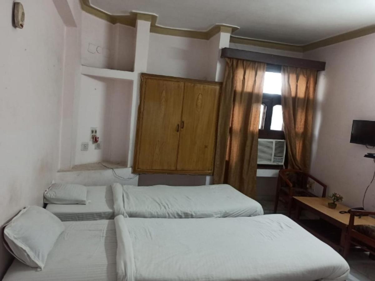 Oyo 80830 Hotel Buddha International Bodh Gaya Eksteriør bilde