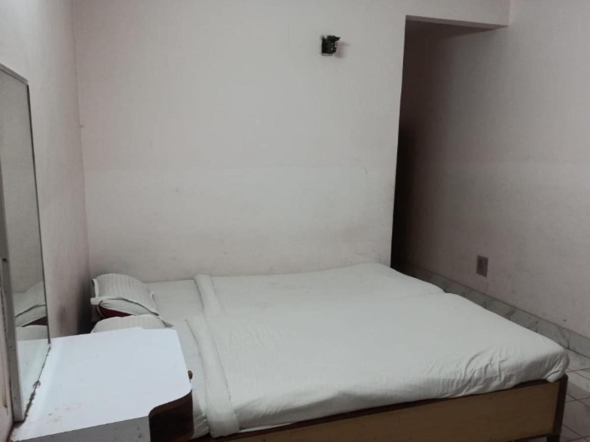 Oyo 80830 Hotel Buddha International Bodh Gaya Eksteriør bilde